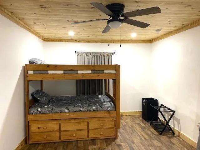 فيلا Modern Style, Arcade, Fire Pit, Pet Friendly بيدجن فورج المظهر الخارجي الصورة