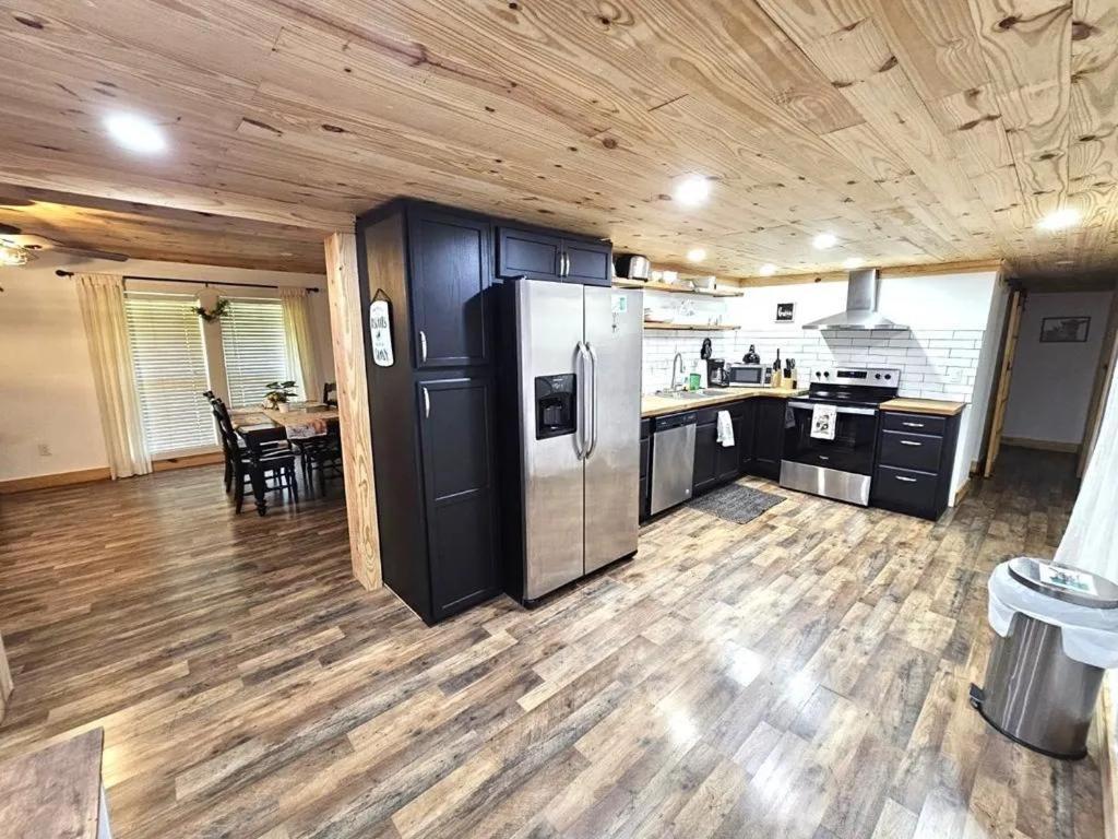 فيلا Modern Style, Arcade, Fire Pit, Pet Friendly بيدجن فورج المظهر الخارجي الصورة